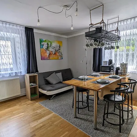 Apartamento Haus Im Hochtal Bad Bleiberg Exterior foto