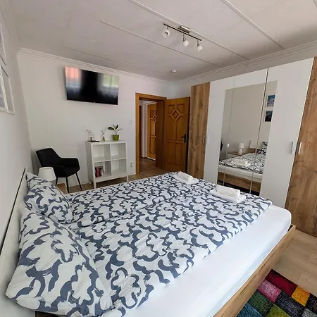 Apartamento Haus Im Hochtal Bad Bleiberg Exterior foto