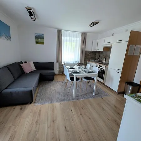 Apartamento Haus Im Hochtal Bad Bleiberg Exterior foto