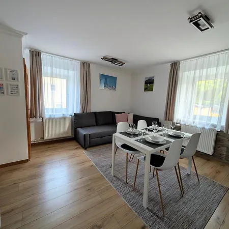 Apartamento Haus Im Hochtal Bad Bleiberg Exterior foto